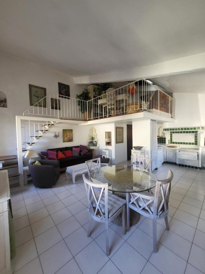 Appartement Au Coeur De La Sorgue L'Isle-sur-la-Sorgue Luaran gambar